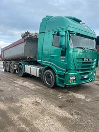 Stralis 500 + semirimorchio vasca 10 gomme