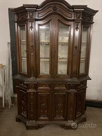 Credenza, vetrina, Kredenz