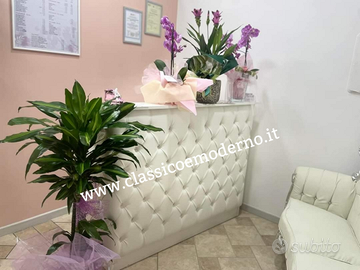 Bancone reception legno ecopelle su misura