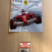 F1-05070 due colonnine laterali di supporto e viti