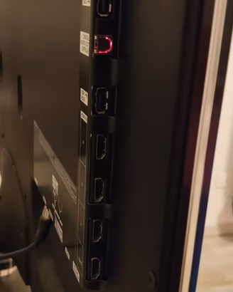 Tv  , monitor