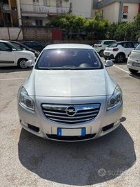 Opel Insignia 1.6 Turbo Benzina - Gpl