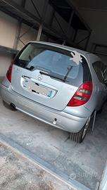 Mercedes a160