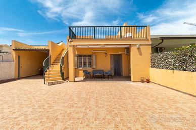 Villa indip tra Marzamemi San Lorenzo 5p