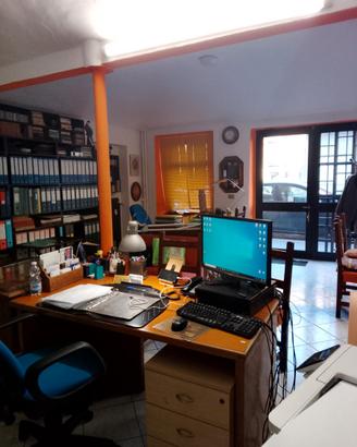 Locale commericlae a Torino