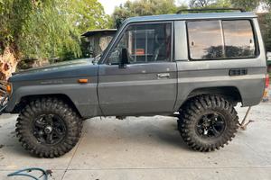 Toyota land cruiser 70