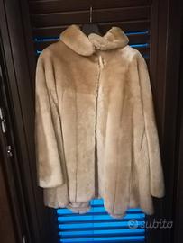 Giaccone in agnello castorato