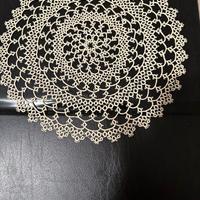 Centrini al chiacchierino fatti a mano