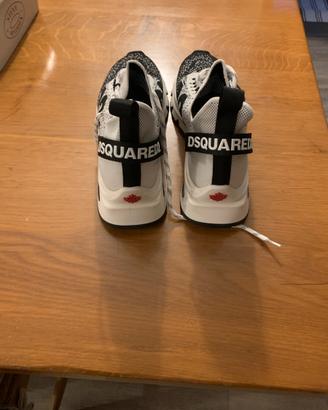 Scarpe dsquarede2