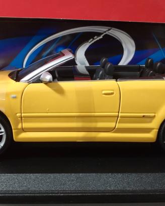 AUDI RS4 MAISTO 1 :18 