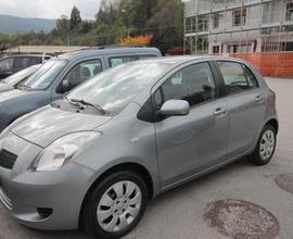 Toyota Yaris 1.0 5 porte Sol NEOPATENTATI