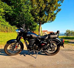 Royal Enfield Classic 350 Stealth Black