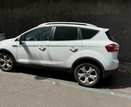 Ford Kuga 2000 titanium