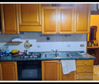 CUCINA IN VERO LEGNO