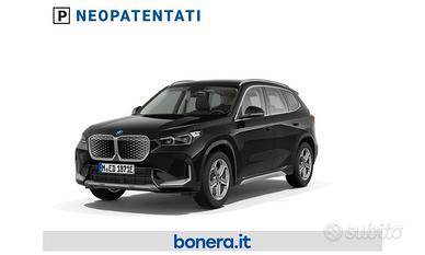 BMW iX1 edrive 20 X-Line