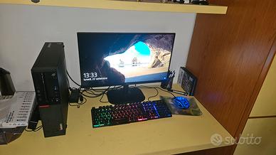 computer fisso + monitor + tastiera e mouse