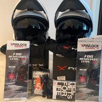 Coppia di caschi Nexx Helmets + interfoni Midland