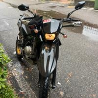 Yamaha Xt125r