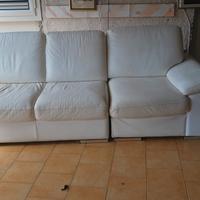 DIVANO IN PELLE 