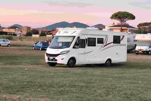 MOTORHOME MCLOUIS NEVIS KARAT 79G