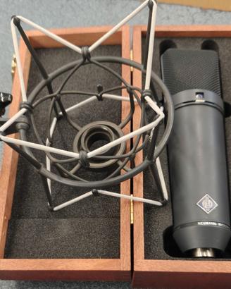 NEUMANN