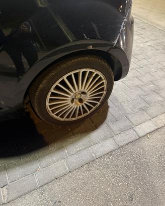 Cerchi in lega 17 originali Alfa romeo