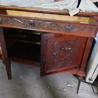 credenza con alzata