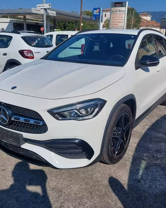 MERCEDES-BENZ GLA 200 Automatic AMG Line Premium