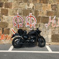 Triumph Bonneville T100 Black 2018 – Vance & Hines
