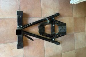 cavalletto ruota anteriore moto