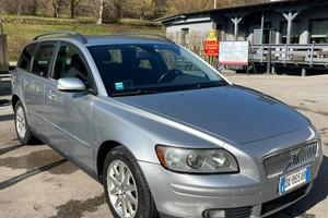 Volvo  v 50