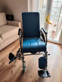 Sedia a rotelle WC Komoda RC330