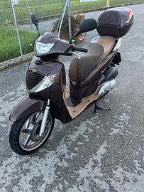 Scooter Honda Sh150i