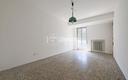 via-benazzi-4-locali-con-posto-auto-condominiale