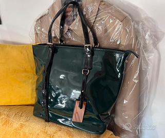 Borsa shopper verde petrolio in vernice lucida