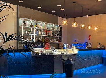 Bar/pizzeria/pub/sala slot