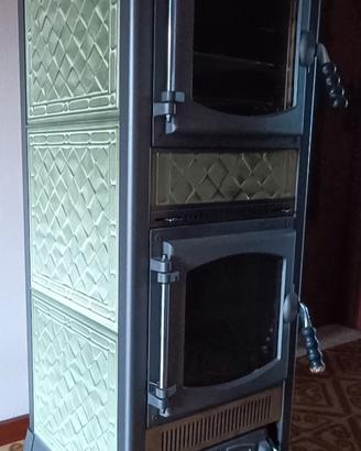 STUFA A LEGNA CON FORNO
