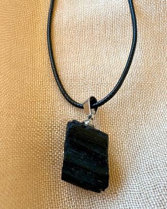 collana argentata tormalina nera portafortuna