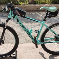 Bianchi Magma 9.0 – Perfetta per l'Avventura!
