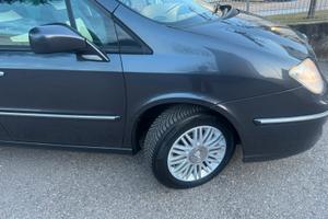 Lancia Phedra 2.2 170cv