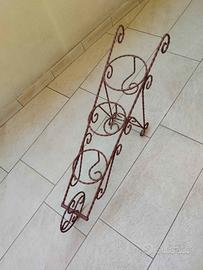 Carrello portavasi in ferro battuto