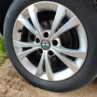 Cerchi in lega Alfa Romeo Giulietta 16"