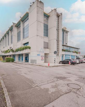 CONEGLIANO ufficio di prestigio C705