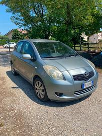 Toyota Yaris 1.3 5 porte AUTOMATICA