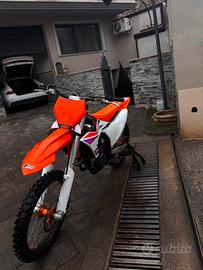 ktm 250cc 4 tempi