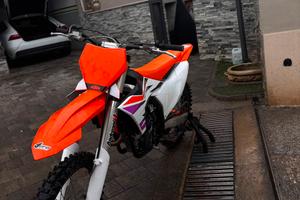 ktm 250cc 4 tempi