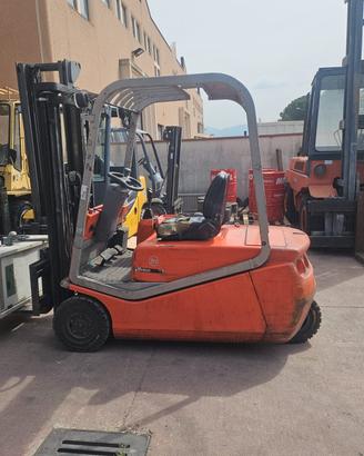 Carrello elevatore elettrico Cesab 1600kg