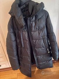 Cappotto piumino nero nuovo