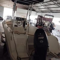 Open Mistral 20 e motore Suzuki 140