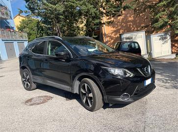 Nissan Qashqai 1.5 dCi N-Connecta Diesel – 2015